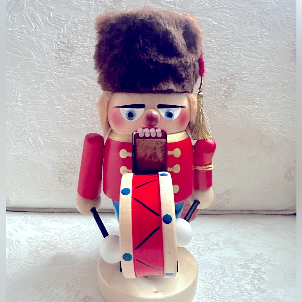German Christmas Chubby Nutcracker - Drummer Steinbach Germany New 1350$